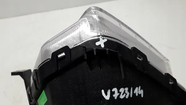 HYUNDAI ELANTRA 6 VI LIFT 18- HALÓGENA ESQUERDA image 7