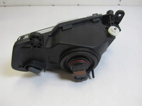 Farol de neblina dianteiro esquerdo Skoda Yeti (5L) 5L0941699B image 5