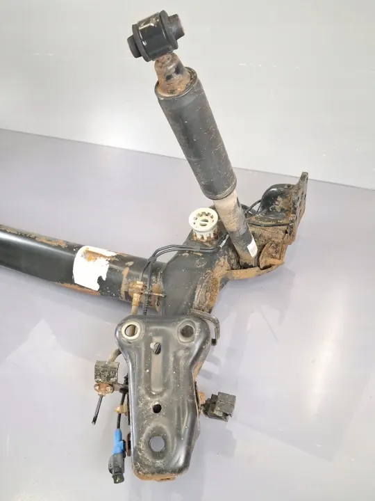 OEM 1111 Hinterachsschwinge für Citroen C3 Lift image 3