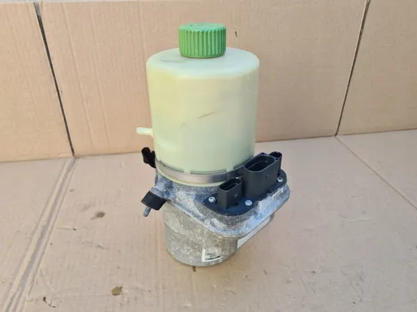 Bomba de direção OEM 6R0423156A para SEAT Ibiza IV image 2