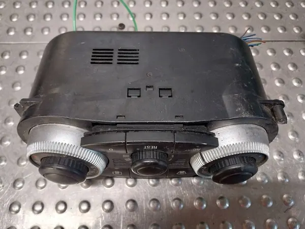 Panneau de climatisation Mercedes-Benz SL R230 image 3