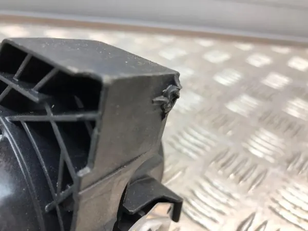Audi A8 S8 D4 Ajovalon elementti OEM 7300250000 image 5