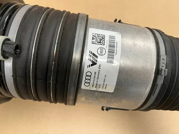 AUDI Q8 Q7 4M Främre Luftdämpare 4M0616039BE image 2