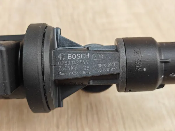 Válvula de ventilação tanque BMW 530i OEM 7643106 image 4