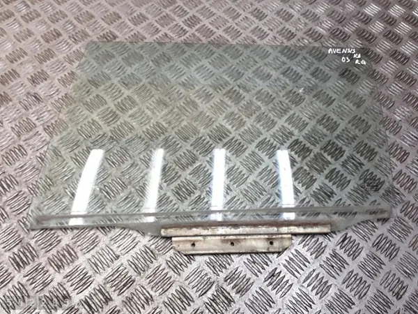 Toyota Avensis Türglas OEM 43r00048 - Gebraucht image 2