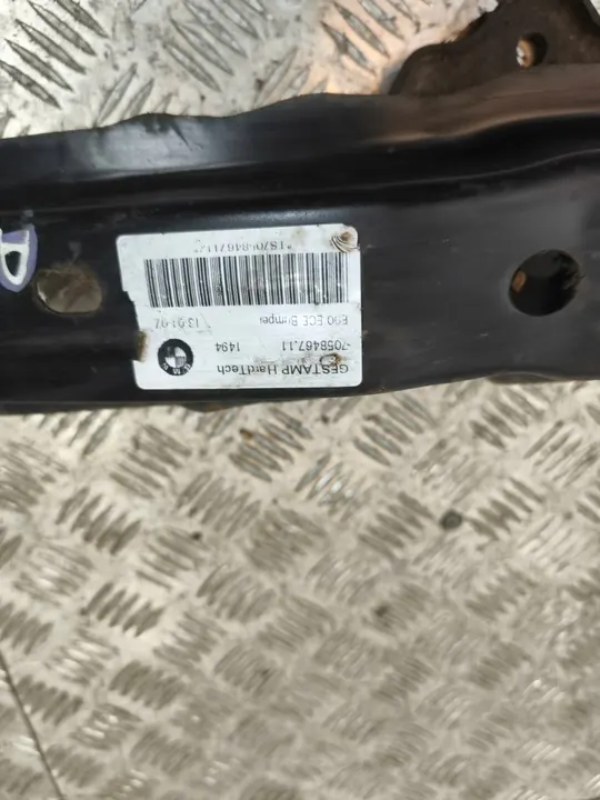 BMW E90 E91 Takapuskurin Vahvistus 7058467 image 5