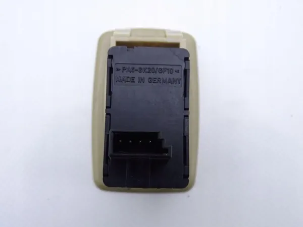 BMW 5 E60 E61 03-10 Achterraam schakelaar 6922244 image 2