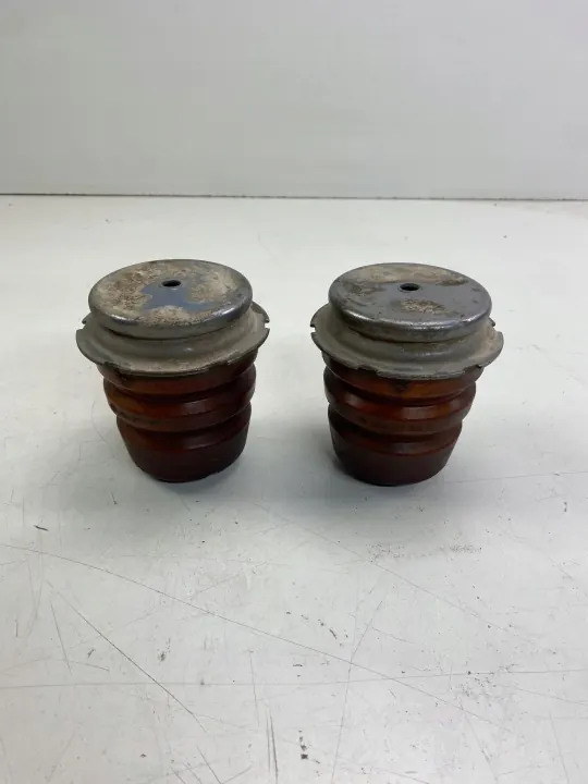 VW Caddy III Rubber Balkbeugel OEM 2K3511153C image 8