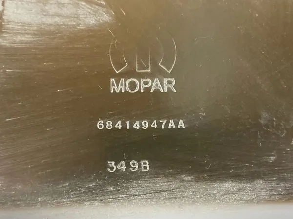 Jeep OE FOB34435 Versnellingsbakdeksel Grand Cherokee image 5
