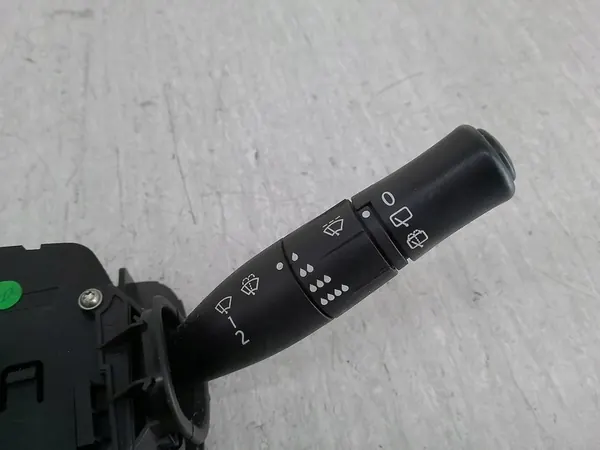 Gecombineerde schakelaar Renault Megane II 1.5 DCI OEM 8200216456 image 3