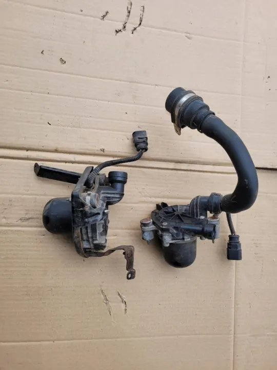 Pompe à air secondaire OEM 07K959253A Audi RS5 8T image 2