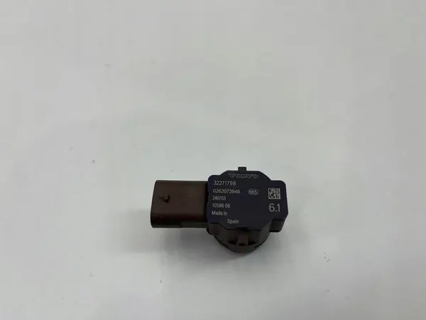 Volvo XC40 2024 Bakre parkeringssensor PDC image 5