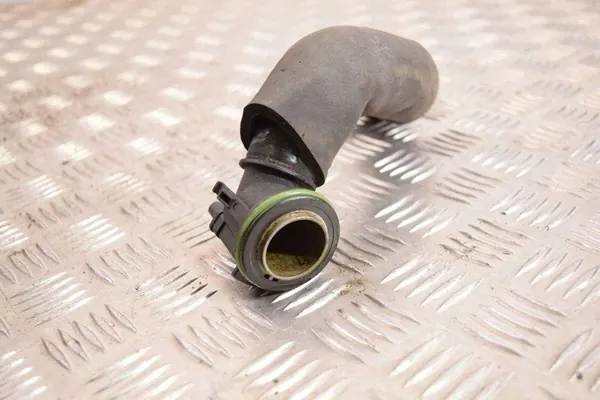 Jäähdytysputki BMW 1 (F20) 2.0L Bensiini image 3