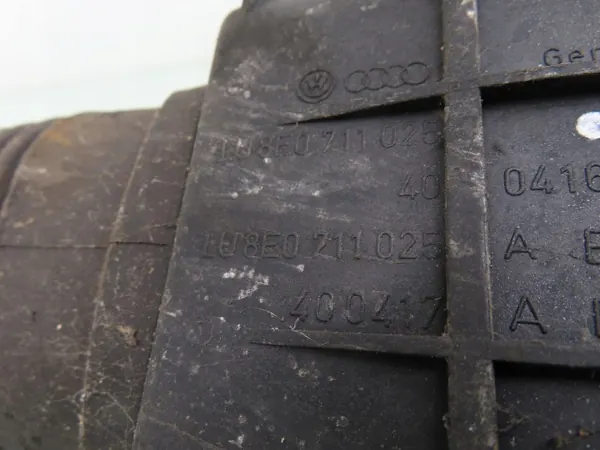 Dompelkrik Audi A4 B6 1.9 TDI OEM 8E0711025A image 3