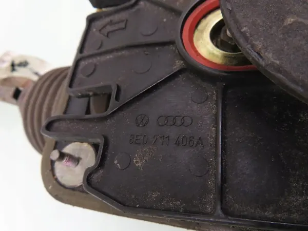 Dompelkrik Audi A4 B6 1.9 TDI OEM 8E0711025A image 4