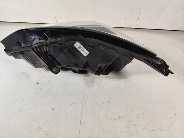 Opel Astra K V 15- Oikea Etu Full LED Valo OEM 39187261 image 9