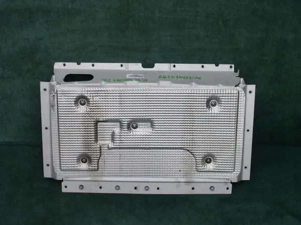 OEM 6G33-9N172-AE SSC Untere Abdeckungsklammern Gebraucht image 2