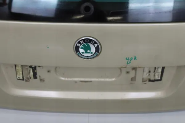 Puerta Trasera OEM 375484127 para Skoda Octavia II Lift 08-13 image 4