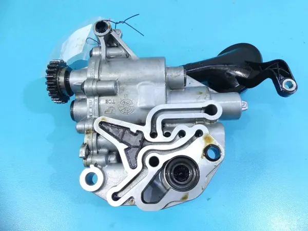 Öljypumppu OEM 06H115105BF Audi A3 8P 1.8 TFSI:lle image 7