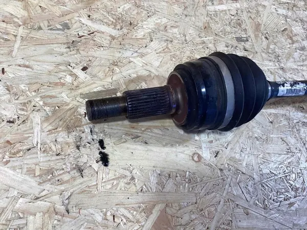 Porsche Cayenne Turbo Arbre de Transmission Droit/Gauche 7P5407271B image 3