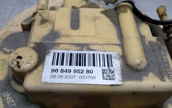 Brandstofpomp CITROËN BERLINGO 1.55L diesel 9684995280 image 2