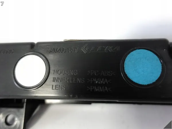 Feu antibrouillard arrière Opel OEM 67037261 Astra L VI image 8