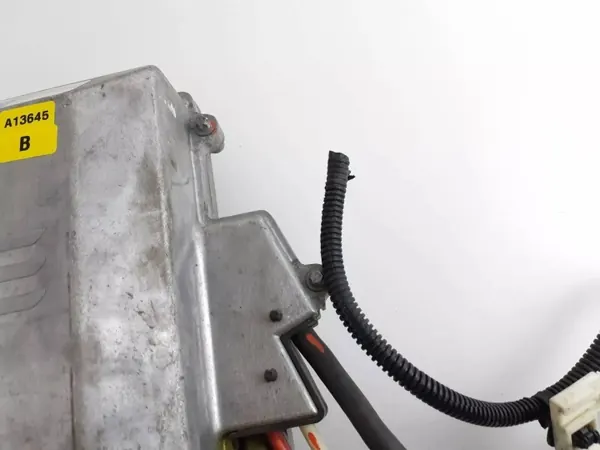 Módulo suspensión neumática trasera Tesla Model 3 OEM P1118182-02-H image 9