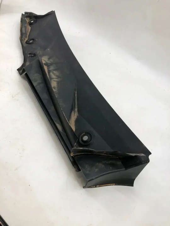 VW Polo Classic pyyhinvarren liitin OEM A2548300200 image 3