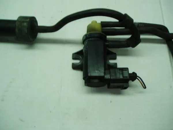 Sensor de pressão OEM 1K0906279B - Peça usada image 4