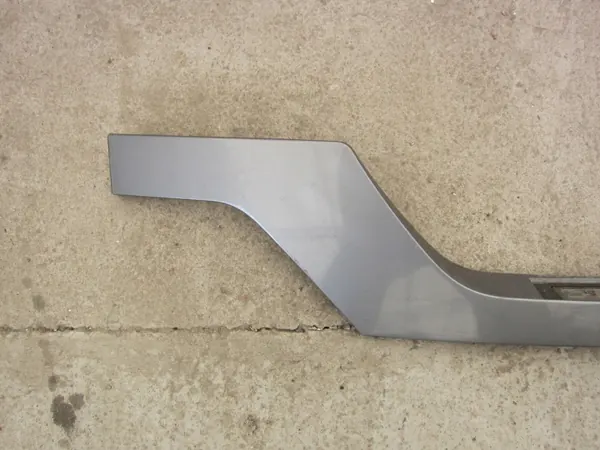 BMW X3 E83 Heckklappenleiste OEM 51137052452 image 7