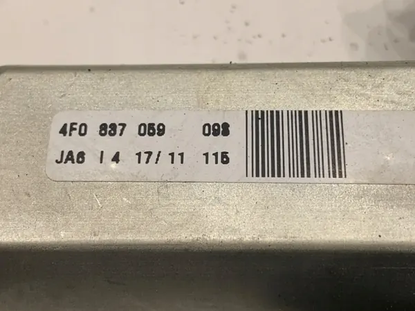Deurtrekmotor OEM 4F0837059 Audi A8 D4 image 4