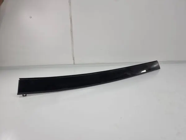 Kia Stinger takräcke höger OEM 50009728 image 2