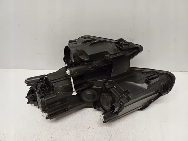 FARO DIREITO SKODA KODIAQ 566941016B - PARA PEÇAS image 10