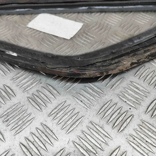OEM MB859392 Takaoikea ikkuna Mitsubishi 3000GT:lle image 4