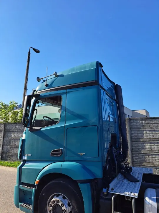Cadre de cabine étroit Mercedes Actros MP4 Euro 6 - Occasion image 5