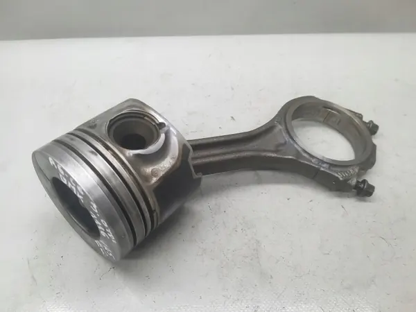Mäntä Tanko Sarja OEM 059AA 83L57 Audi VW:lle image 2