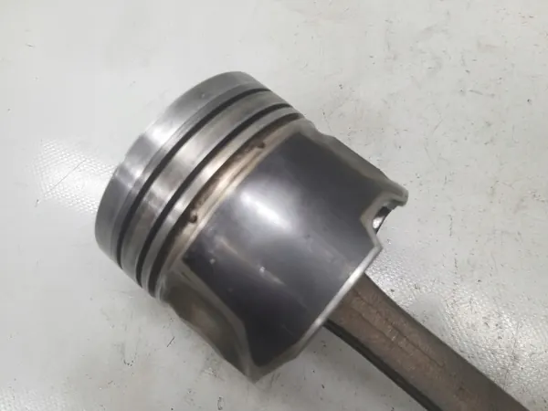 Mäntä Tanko Sarja OEM 059AA 83L57 Audi VW:lle image 8