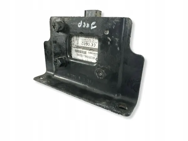 Radar de control de crucero activo Jeep Grand Cherokee 2014 OEM 68137576AG image 8