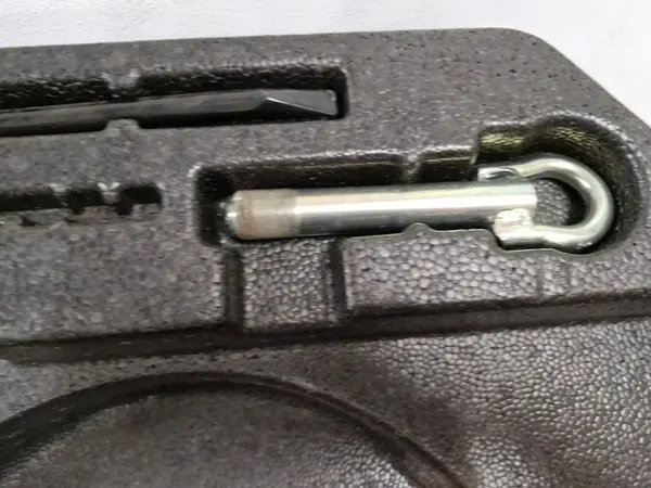 TOYOTA AVENSIS T27 LIFT Insert en mousse de coffre OEM 64429-05020 image 3