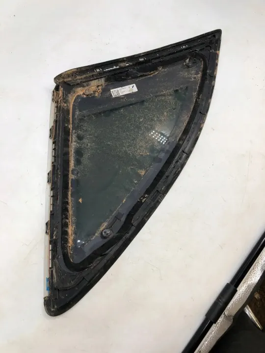 VW Polo Classic bakkarossglas OEM A2546704400 image 2