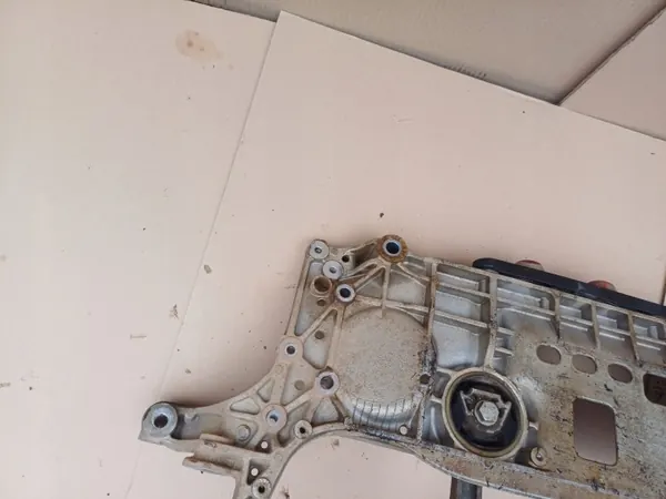 Fram slädehållare OEM 7N0199369A för VW Passat B7 image 6