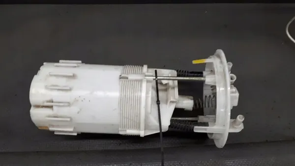 Bomba de combustível Renault Master III 172020069r image 2