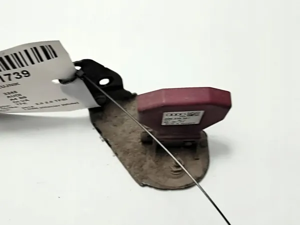 OEM 4M0035507 Antennivahvistin Audi A4 B9:lle image 4