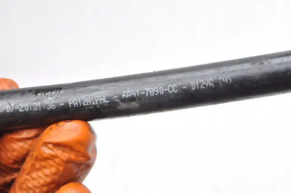 Conduite d'huile OEM 6G91-7890-CC pour Volvo S80 II V70 III image 4