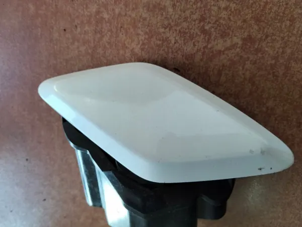 Strålkastartvättslock höger OEM spryskiwacz R Auris II image 4