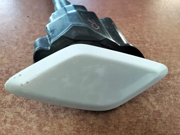 Strålkastartvättslock höger OEM spryskiwacz R Auris II image 8