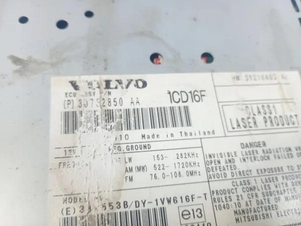 Volvo CD-soitin OEM M3S134 MAR 00018326 - Käytetty image 5