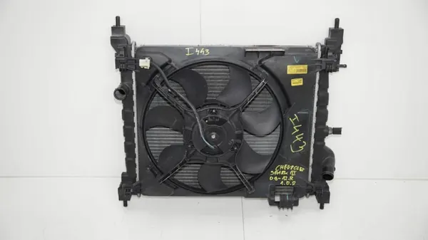 Jeu de radiateurs d'occasion OEM 360200200 Chevrolet Spark image 3