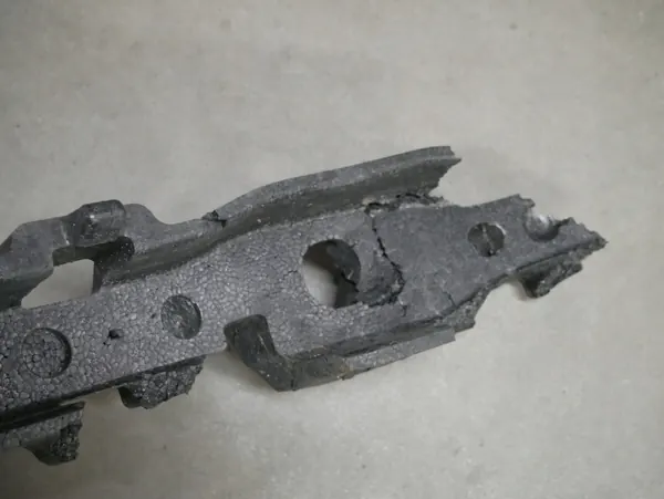 BMW E84 Frontstoßstangen-Absorberschaum OEM 2990205 image 5