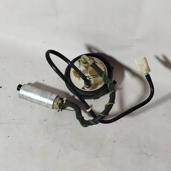 Audi OE Brandstofpomp A6 S6 C5 image 4